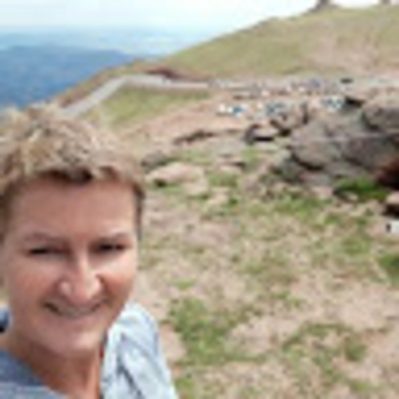 Meet your Posher, Shannan - Picture 1 of 1